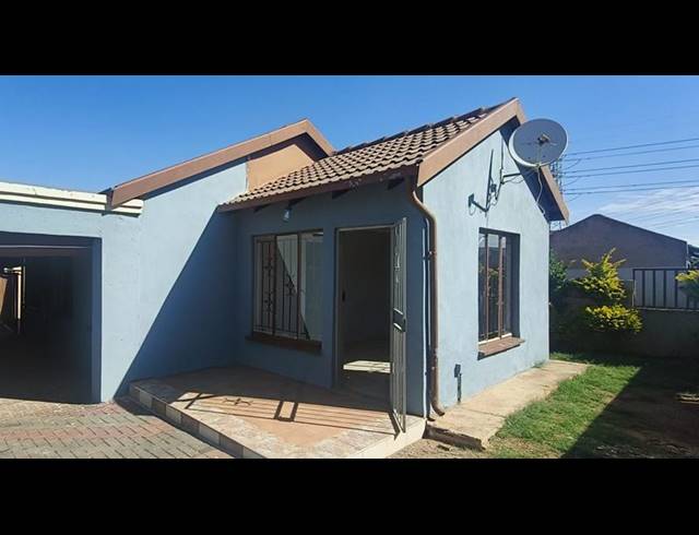 3 BEDROOM HOUSE FOR SALE IN DANVILLE